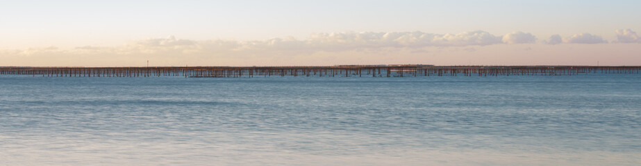 Obraz premium sunrise over the conchiliculture parks i