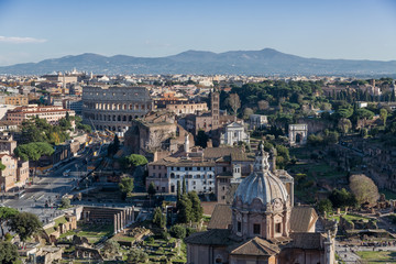 Fototapeta na wymiar Foro Romano and Colosseum from Vittorio Emanuele II Monument // Rome, Italy