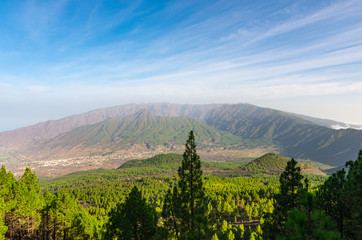 The Caldera de Taburiente seen from the summits of the Ruta de los Volcanes