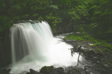 奥入瀬渓流、銚子大滝