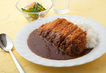カツカレー