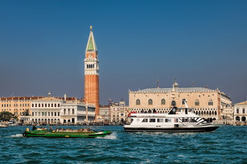 Fototapeta na wymiar venedig, italien - panorama von san marco