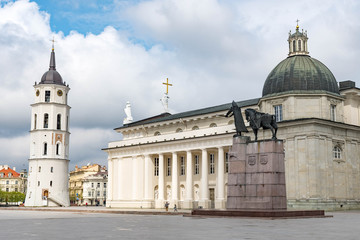 Fototapeta na wymiar The Cathedral Square, main square of the Vilnius Old Town, with tower, Gediminas castle, Lithuania