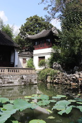 Etang du jardin du Bosquet du Lion à Suzhou, Chine	