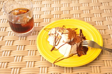 ケーキとコーヒー