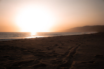Fototapeta premium Sunset over Malibu Beach