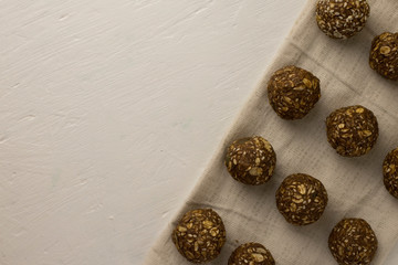 Oat and nut home made energy balls