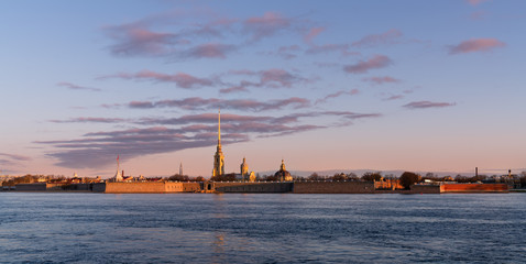 Fototapeta premium Sunrise in Saint-Petersburg