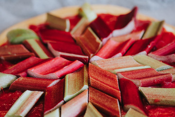 Tarte à la Rhubarbe en préparation