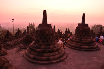 ボロブドゥール・サンライズ