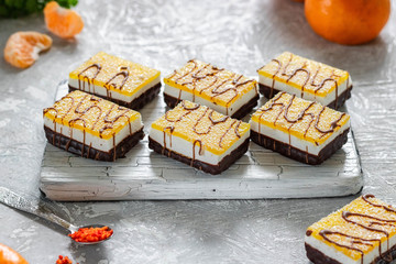 Souffle cookies with citrus marmalade and coconut