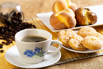 Sugestão fotográfica de café da manhã ou café da tarde.