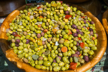 Oliven auf dem Markt von Ajaccio