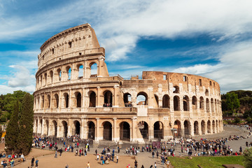 Fototapeta na wymiar Rome ruins Colosseum