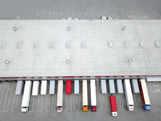 transport near the cargo terminal, unloading process