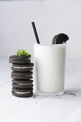 glass of milk with cookies
