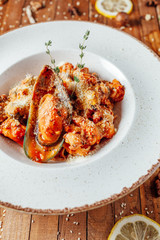 seafood with mussels
