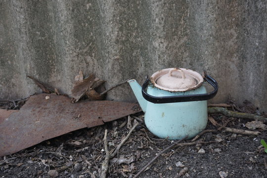 old kettel