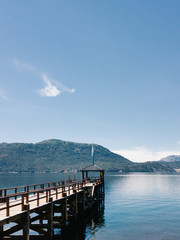 pier without boats at the Lácar lake