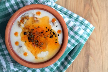 baked potato with sour cream