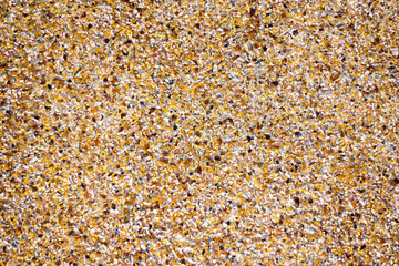 Artificial stone that shimmers in the sun in different colors