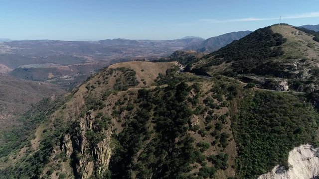 Carretera en la Monta&ntilde;a de Mexico