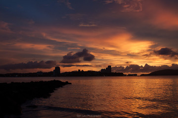 Fototapeta na wymiar Sabah Sunset over the sea