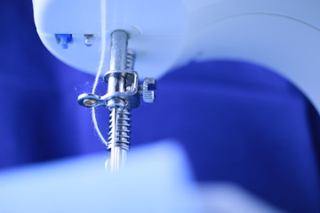 Maquina de coser, cubrebocas