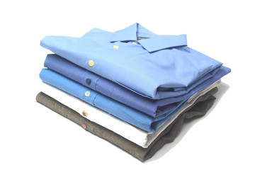 camisas lavadas y planchadas  en la tintoreria