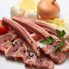 cordero, costillas de cordero, bodeg&oacute;n