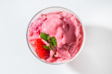 いちごのジェラート　Strawberry fruit gelato