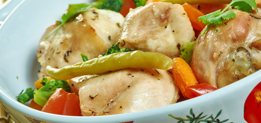 Creamy kale  chicken traybake