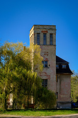 Südöstlicher Turm des denkmalgeschützten ehemaligen Herrenhauses "Schloss Börnicke"