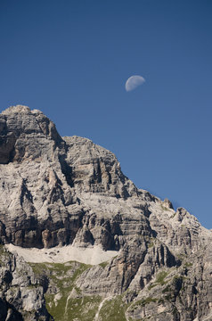 Moon on the Mountain