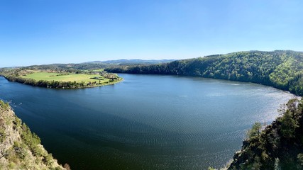 Obraz premium lake and mountains, Vltava, Czech