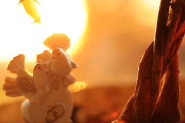 Hochzeitstauben zum Sonnenuntergang