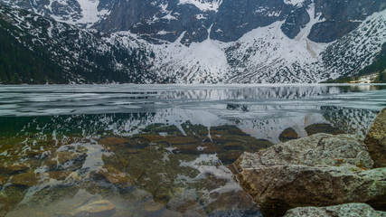Wiosenne Morskie Oko w Tatrach © slawjanek