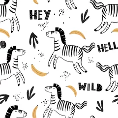 Tapeten Vektor handgezeichnete farbige kindische nahtlose wiederholende einfache flache Muster mit Zebras und Bananen im skandinavischen Stil auf weißem Hintergrund. Süße Tierbabys. Muster für Kinder mit Tieren. © ZHUKO