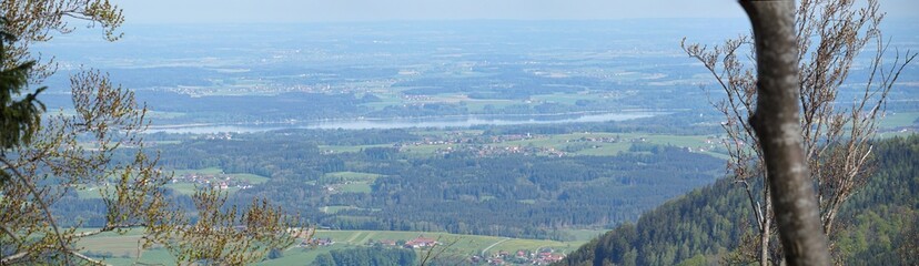 Fototapeta na wymiar Simssee-Panorama vom Laubenstein