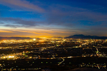 Fototapeta premium 夜景とゴールデンアワー