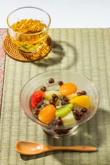 豆かん,あんみつ　beans and cubes of agar Japanese sweets