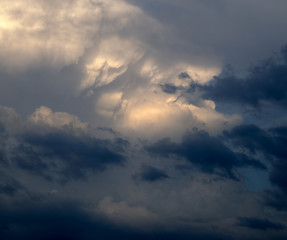 Fototapeta na wymiar Ominous Cumulonimbushes foreshadow an Impending Storm
