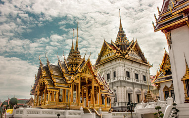 Fototapeta premium thai temple architecture in bangkok