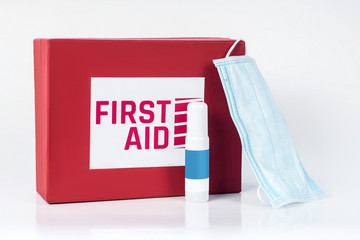 Close up picture of the first aid kit