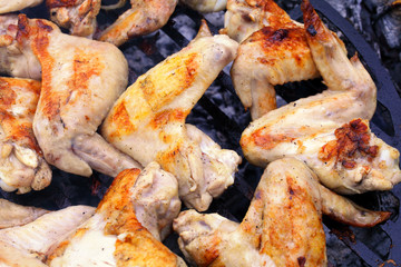marinated chicken wings grilled, close-up