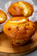 Fresh baked muffins with apple and cinnamon close up