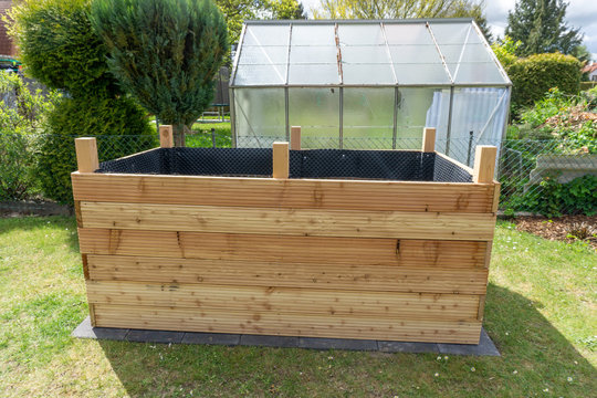 Hochbeet im Garten anlegen