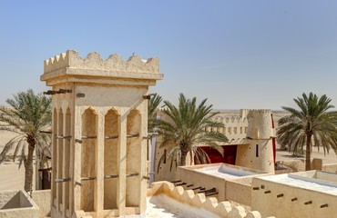village arabe dans le désert du Qatar