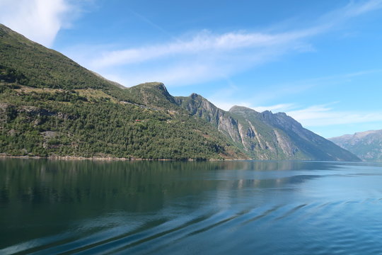 fjord de Geiranger © Lotharingia