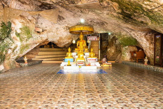 Phra Sabai cave with golden Buddha in Lampang province